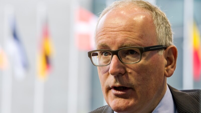 Нидерланды извинились за арест российского дипломата