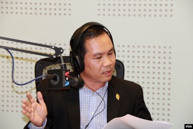 លោក អ៊ុំ សំអាន តំណាងរាស្ត្រ​គណបក្ស​សង្គ្រោះ​ជាតិ