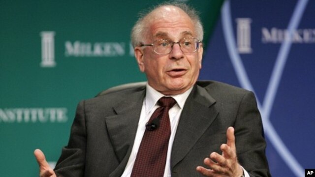 Nobel Economics Laureate Kahneman takes part in panel discussion (file photo)