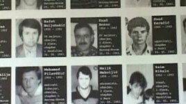 Slike nekih od Muslimana koji su deportovani iz Crne Gore u maju 1992.
