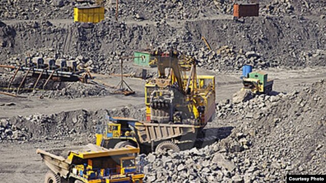 Une mine au Cameroun, où la croissance de l'économie s'est chiffrée à 5%, selon la Banque mondiale 