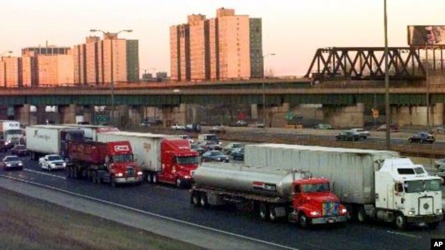 A file photo of traffic near Chicago, Illinois.  Economists say trucks carry nearly 70 percent of American freight.