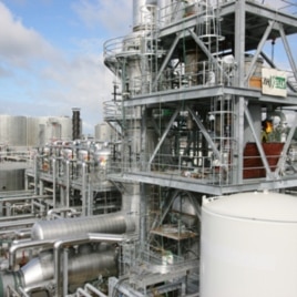 An overview of Imperium Renewables' biodiesel refinery in Grays Harbor, Washington