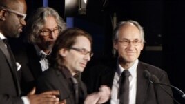 Çmimi për Charlie Hebdo shkakton polemika