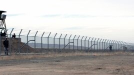 A general view shows the Natanz uranium enrichment facility in Natanz, south of Tehran, March 9, 2006. 