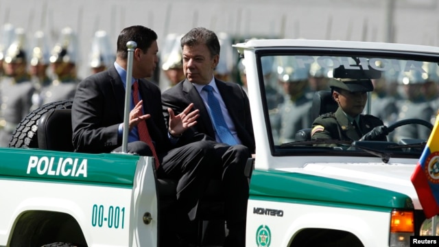El gobierno de Colombia instó a la guerrilla a respetar la vida de los uniformados secuestrados y a su liberación inmediata.