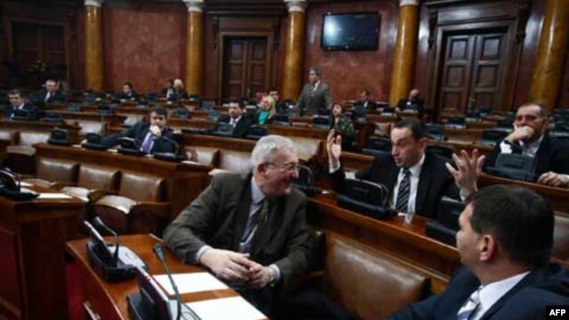 Skupština Srbije raspravljala je danas o izmenama Zakona o vladi