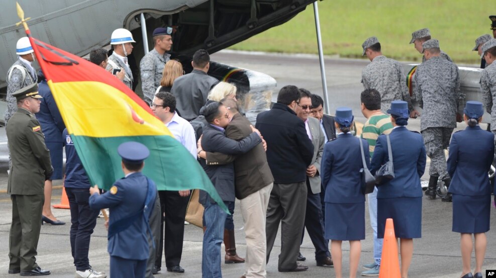 De las primeras medidas que tomó el gobierno de La Paz fue destituir esta semana a las principales autoridades aeronáuticas.