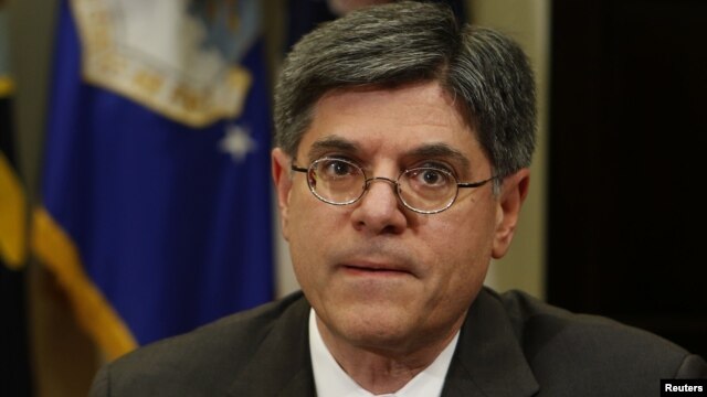 Kepala Staf Gedung Putih, Jack Lew diperkirakan akan donimasikan sebagai Menteri Keuangan AS menggantikan Tim Geithner (foto: dok).