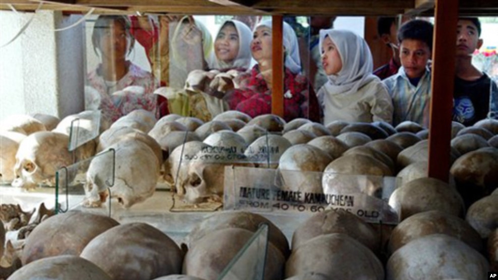 An estimated 500,000 Cambodian Muslims died under the Khmer Rouge, through overwork, starvation or execution, file photo. 