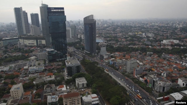 Pemandangan salah satu sudut kota Jakarta (Foto: dok). Menurut para aktivis Lingkungan Hidup, kota-kota besar di Indonesia dapat  berkontribusi dalam mengurangi dampak perubahan iklim dengan mengembangkan kawasan Ruang Terbuka Hijau (RTH).
