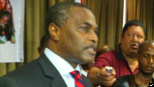 Abel Chivukuvuku, líder da CASA