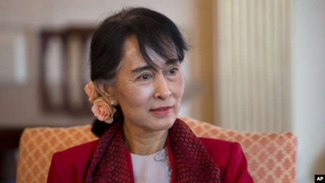 Burma's democracy leader Aung San Suu Kyi at the State Department  in Washington, September 18, 2012.