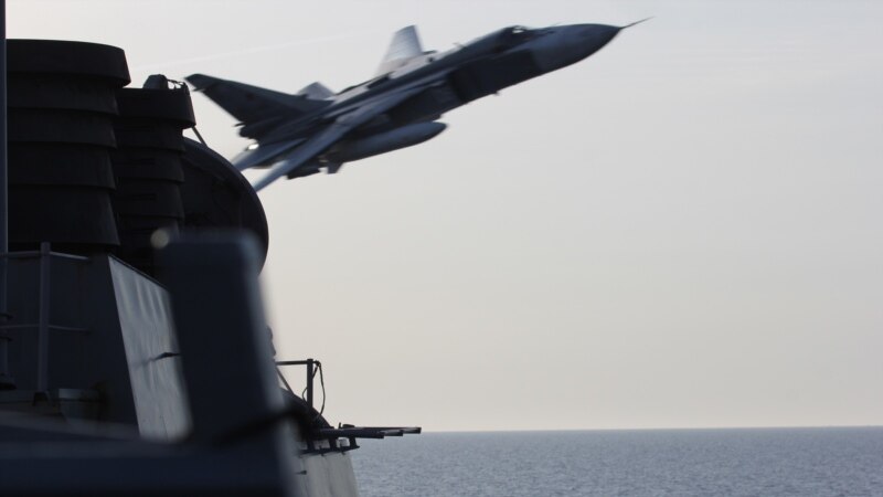 В Кремле солидарны с версией Минобороны об инциденте с Су-24 на Балтике