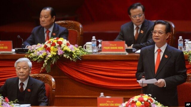 Thủ tướng Việt Nam Nguyễn Tấn Dũng phát biểu trong lễ khai mạc Đại hội đảng 12 tại Hà Nội, ngày 21/1/2016.  