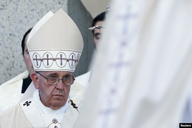 Pope Francis presides over a Canonization Mass for Friar Junipero Serra at the Basilica of the National Shrine of the Immaculate Conception in Washington, Sept. 23, 2015.