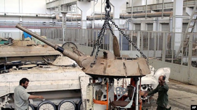 This original turret will be modified and set on the back of a pick-up truck, Benghazi, June 23 2011