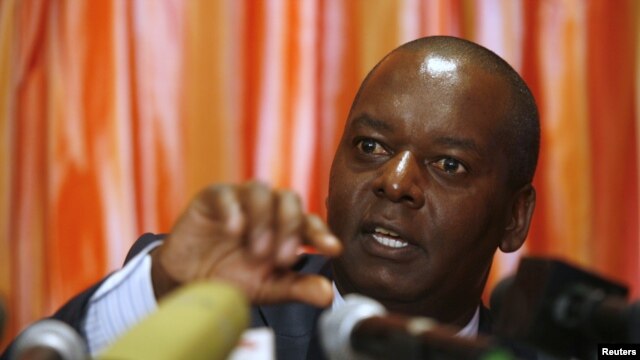 Kenya Transport Minister Amos Kimunya during a news conference in Nairobi, April 28, 2010. 