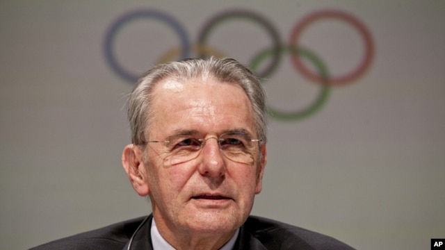 Chủ tịch Ủy ban Thế vận Quốc tế Jacques Rogge tuyên bố ông “hài lòng” với diễn tiến Thế vận hội