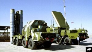 Rusia akan tetap mengirim sistem misil antiserangan udara S-300 kepada Suriah (foto: dok).