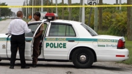 La policía de Miami sigue investigando el crimen, uno de los más horripilantes vistos en la ciudad.