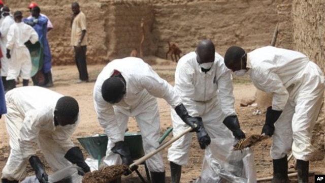Upaya pembersihan desa Bagega dari pencemaran timbal baru saja dimulai, meski dana yang dialokasikan Pemerintah Nigeria untuk proyek itu sudah dikeluarkan sembilan bulan sebelumnya (foto: dok).