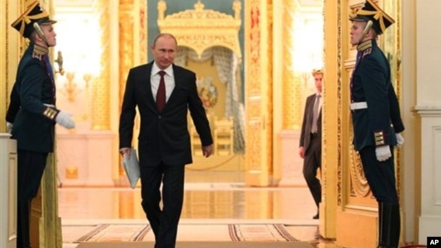 Russian President Vladimir Putin befor state-of-the nation address at the Kremlin, Moscow, Russia, Dec. 12, 2012.