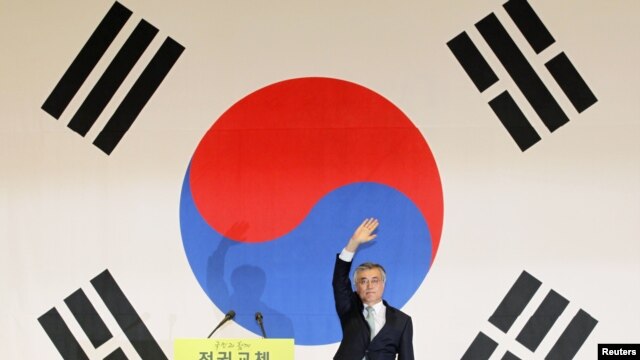 Moon Jae-in yana gaida magoya bayansa 
