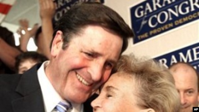 John Garamendi hugs his wife, Patti (file photo)