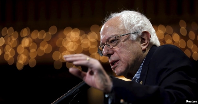 Democratic presidential candidate Bernie Sanders speaks at a campaign event in Fort Dodge, Iowa, Jan. 19, 2016.