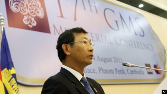 Cambodian Minister of Commerce Cham Prasidh speaks during the 17th GMS Ministerial Conference at the Peace Palace in Phnom Penh, file photo. 