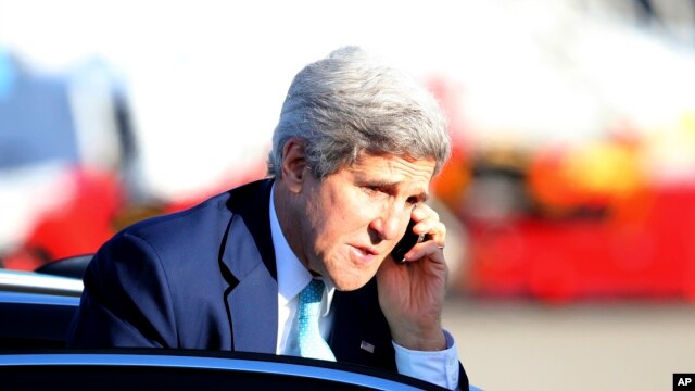 Ngoại trưởng Hoa Kỳ John Kerry đang dẫn đầu những nỗ lực ngoại giao nhằm thành lập một liên minh quốc tế chống IS.