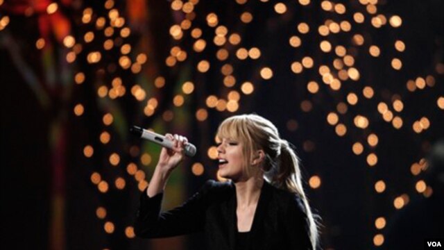 Swift obtuvo cuatro Grammys a comienzos de 2010.