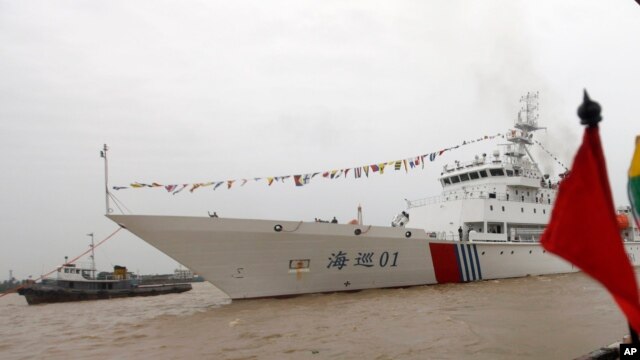Tàu tuần tra hiện đại nhất và lớn nhất của Trung Quốc Haixun 01.