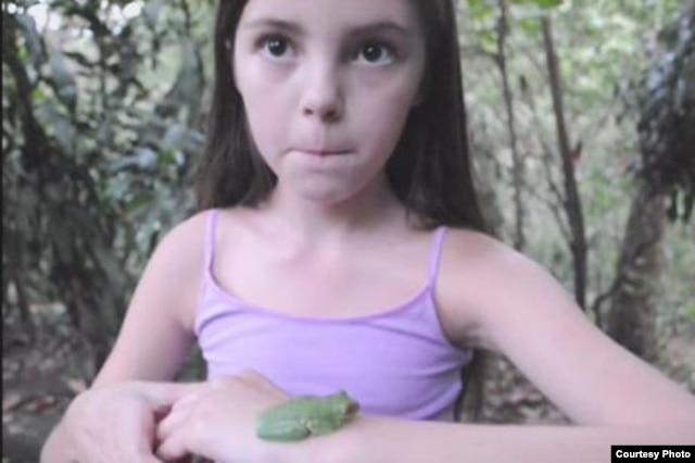 Avalon Theisen, 14, organized Tampa, Florida’s "Save the Frogs Day" event.