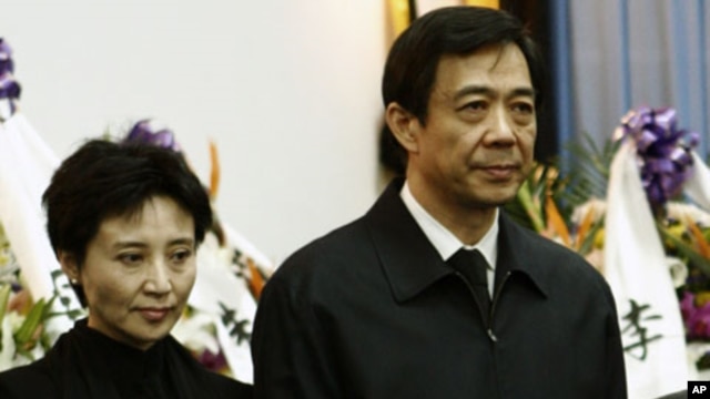中国前重庆市委书记薄熙来和他的妻子谷开来（资料照片）