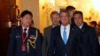 Bộ trưởng Quốc phòng Hoa Kỳ Ash Carter tới địa điểm nơi ông sẽ có bài phát biểu tại Đối thoại Shangri-La, 3/6/2016.