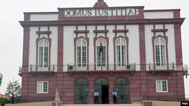 Tribunal provincial do Namibe (VOA / Armando Chicoca)