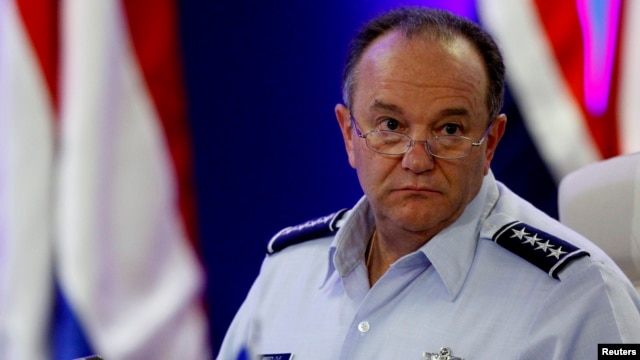 Tướng Không quân Hoa Kỳ Philip Breedlov