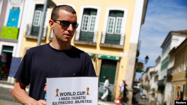 La policía de Brasil investiga una red de venta ilegal de boletos durante el Mundial.