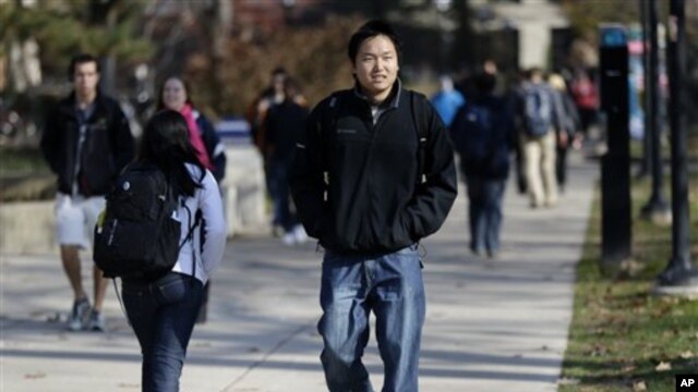 Theo một vài thống kê, số sinh viên Trung Quốc tại Hoa Kỳ đã tăng gấp đôi trong những năm gần đây. 