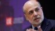 Thống đốc Ben Bernanke nói ngân hàng sẽ tiếp tục các chương trình kích thích kinh tế trong một thời gian nữa