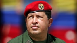 Ông Chavez tự xem là một nhà cách mạng và tuyên bố ông tìm được cảm hứng từ Fidel Castro,