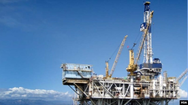 Plataforma petrolifera em Cabinda (Novo Jornal)