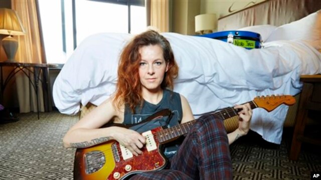 Singer-songwriter Neko Case