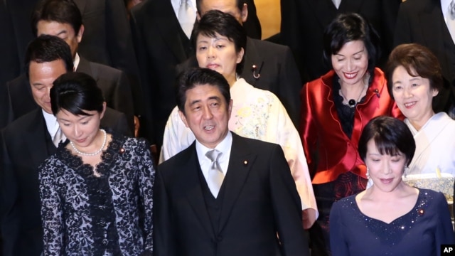 5 phụ nữ được Thủ tướng Shinzo Abe bổ nhiệm vào tân nội các Nhật Bản.