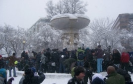 Snowball Battle Helps Washington Beat Blizzard Blahs