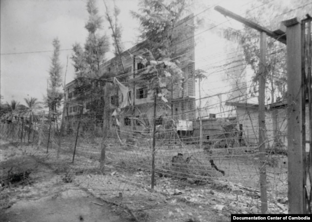 Office S-21, the Khmer Rouge central security office on the site of former Toul Sleng Secondary School, shortly after the overthrown of the DK regime, 1979. (Source: Documentation Center of Cambodia Archive)