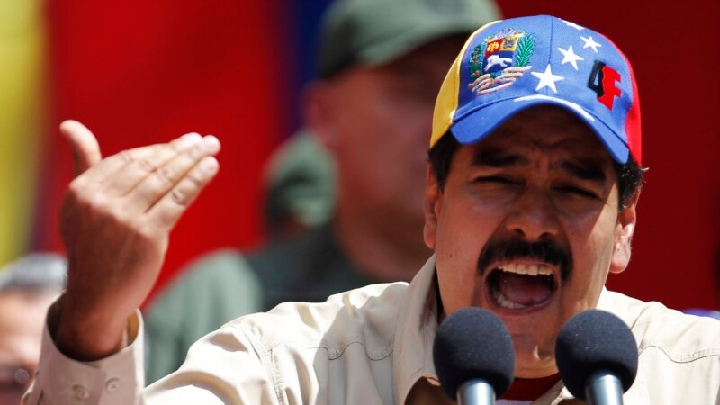 Николас Мадуро: Чавес продолжает бороться за жизнь
