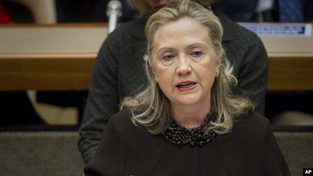 US Secretary of State Hillary Rodham Clinton delivers a policy statement to the Biological Weapons Convention Review at the United Nations in Geneva, Switzerland, December 7, 2011.